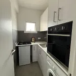 Lejlighed Modern City Stay - Renovated Apartment Near Finikoudes Beach *
