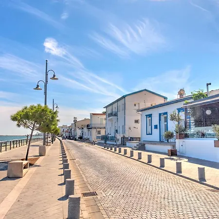 Apartment Nautica Luxe Larnaka