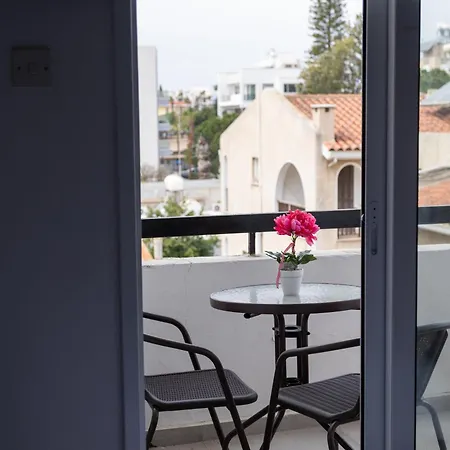 شقة Modern - Renovated Near Finikoudes